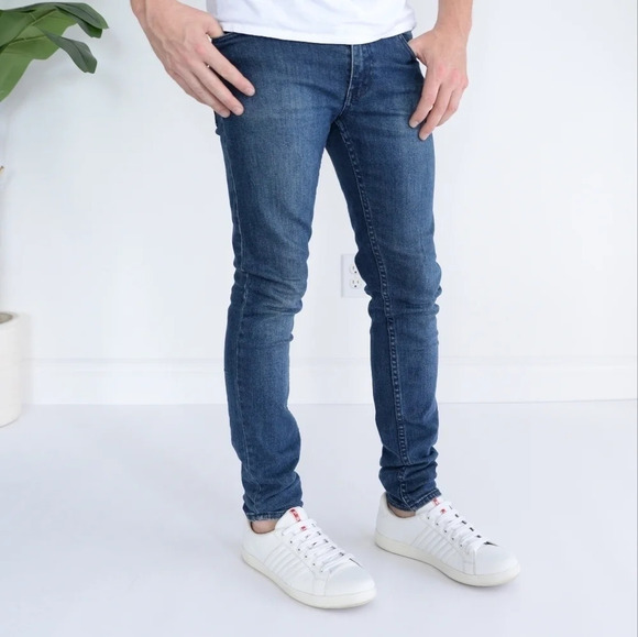 Cheap Monday Tight Aniara Dark Wash Denim Jeans - size 30/32 - Picture 3 of 15